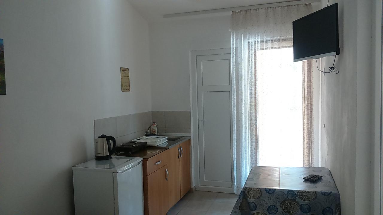 Dom Za Odmor J&S Apartment Sutomore Ngoại thất bức ảnh